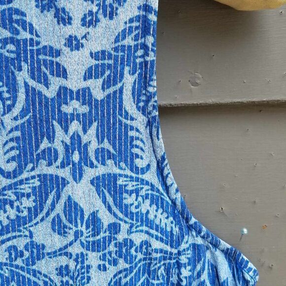 Michael Kors Blue White Print with Metalic accents  Sleeveless Top size Medium - Picture 8 of 11